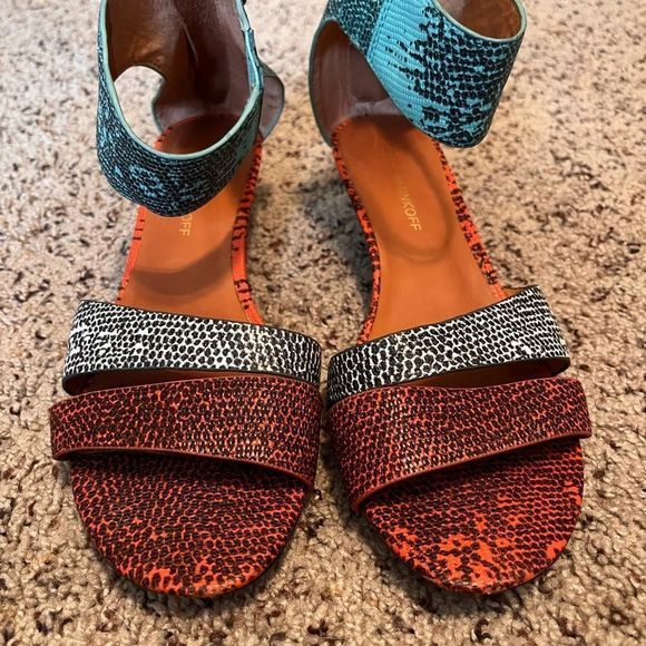 Rebecca Minkoff Lore Small Wedge Sandals Size 8 - Picture 3 of 4